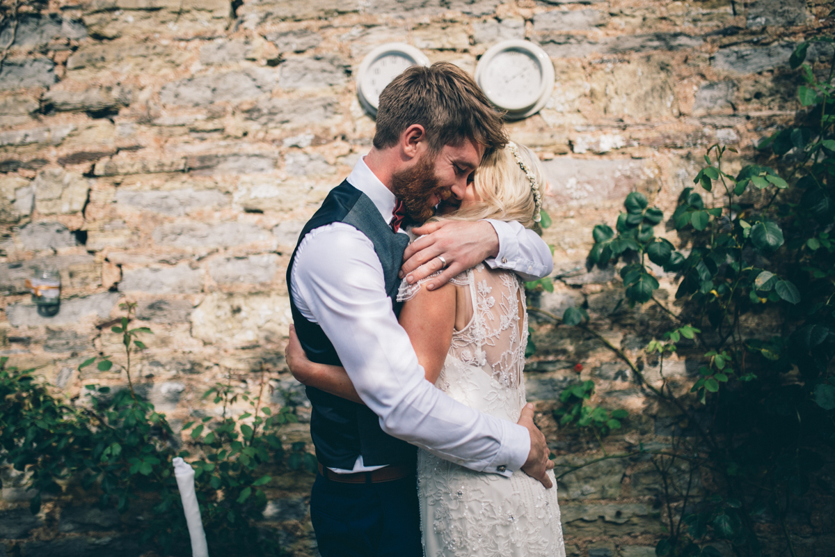 ANNA + SIMON BACK GARDEN RUSTIC WEDDING LOW-470.jpg