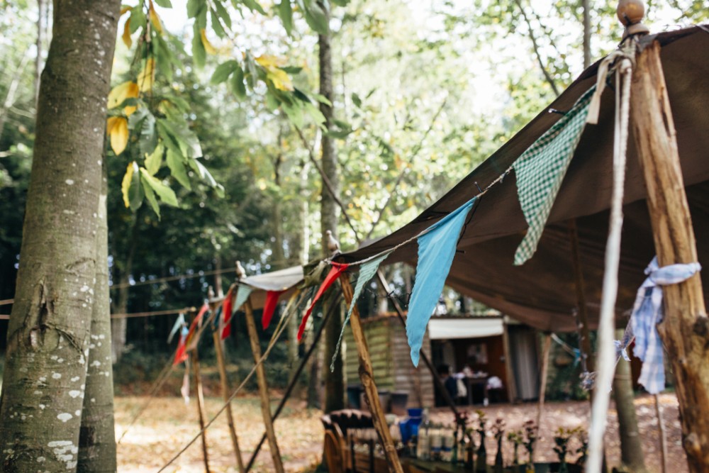 Joe+Lauren Intimate Woodland Handfasting - Naomijanephotography 1.jpg