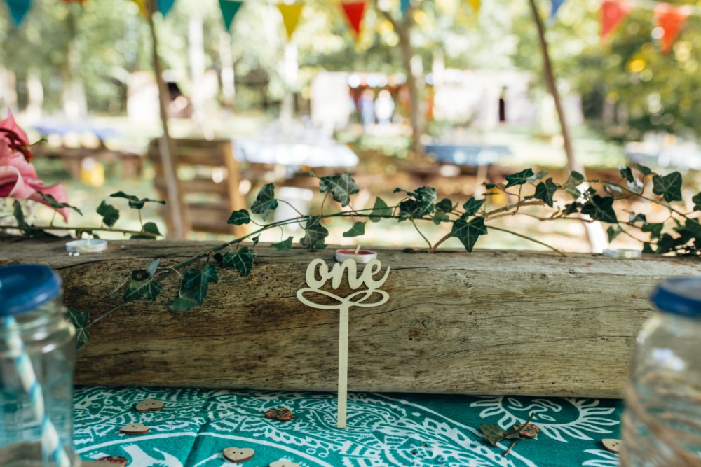 Joe+Lauren Intimate Woodland Handfasting - Naomijanephotography 28.jpg