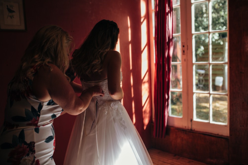 Joe+Lauren Intimate Woodland Handfasting - Naomijanephotography 41.jpg