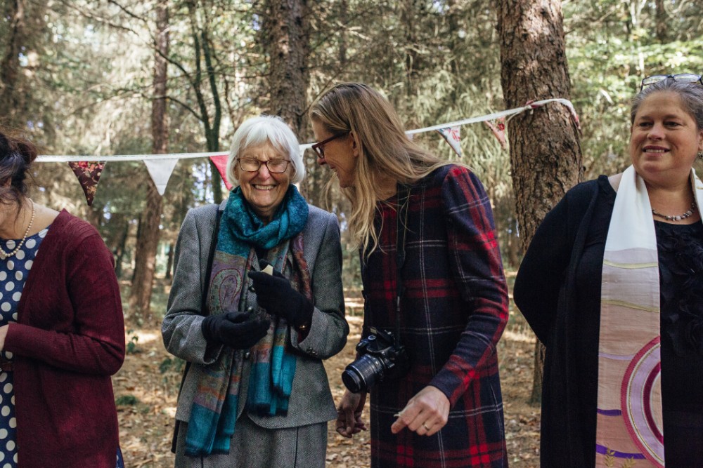 Joe+Lauren Intimate Woodland Handfasting - Naomijanephotography 57.jpg