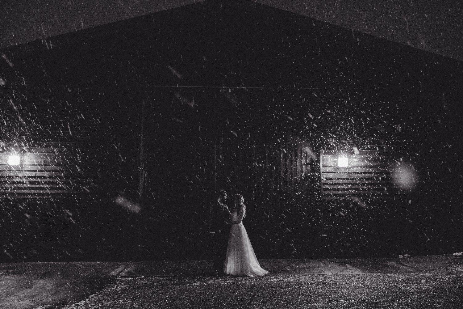 Liz + Dave Tewin Bury Farm Winter Wedding Naomijanephotography516.jpg