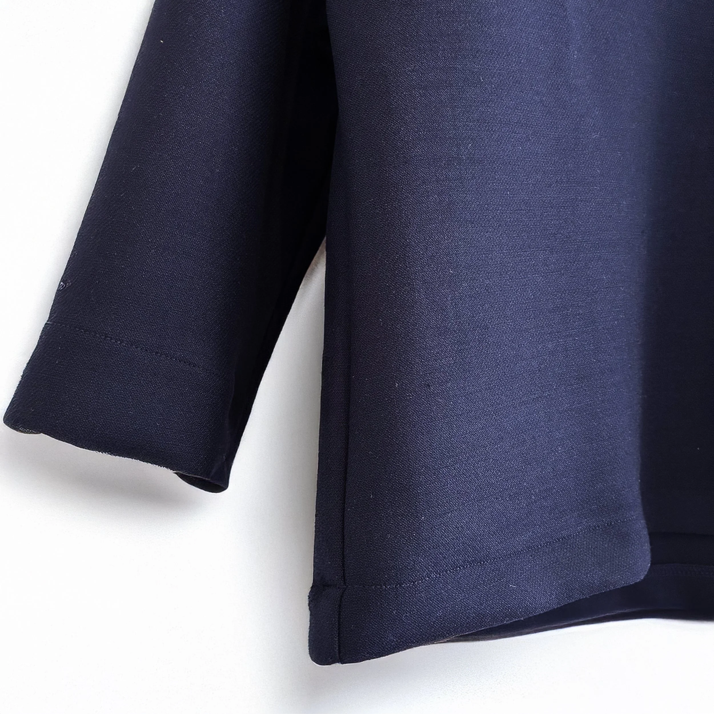 navy wool close up top.jpg