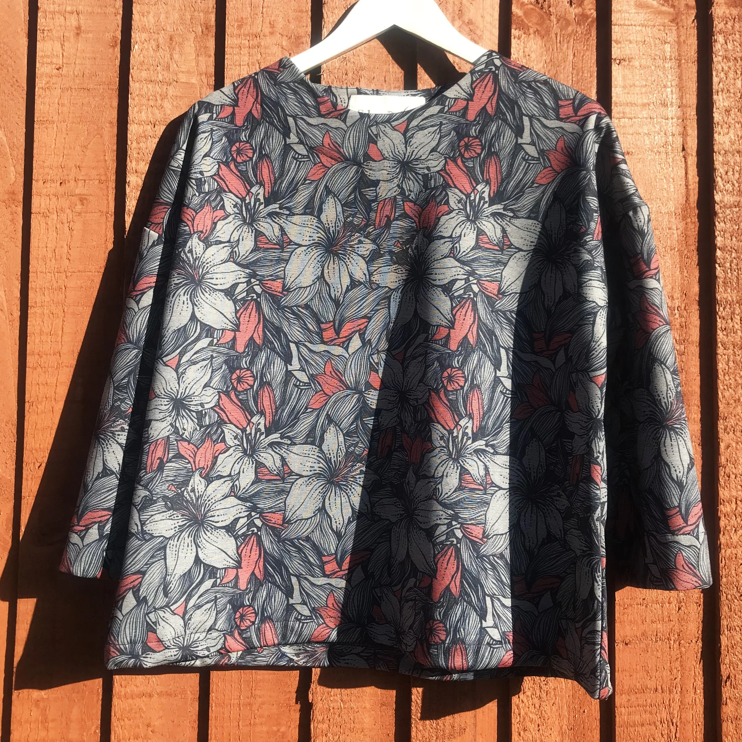 1974 navy floral.jpg