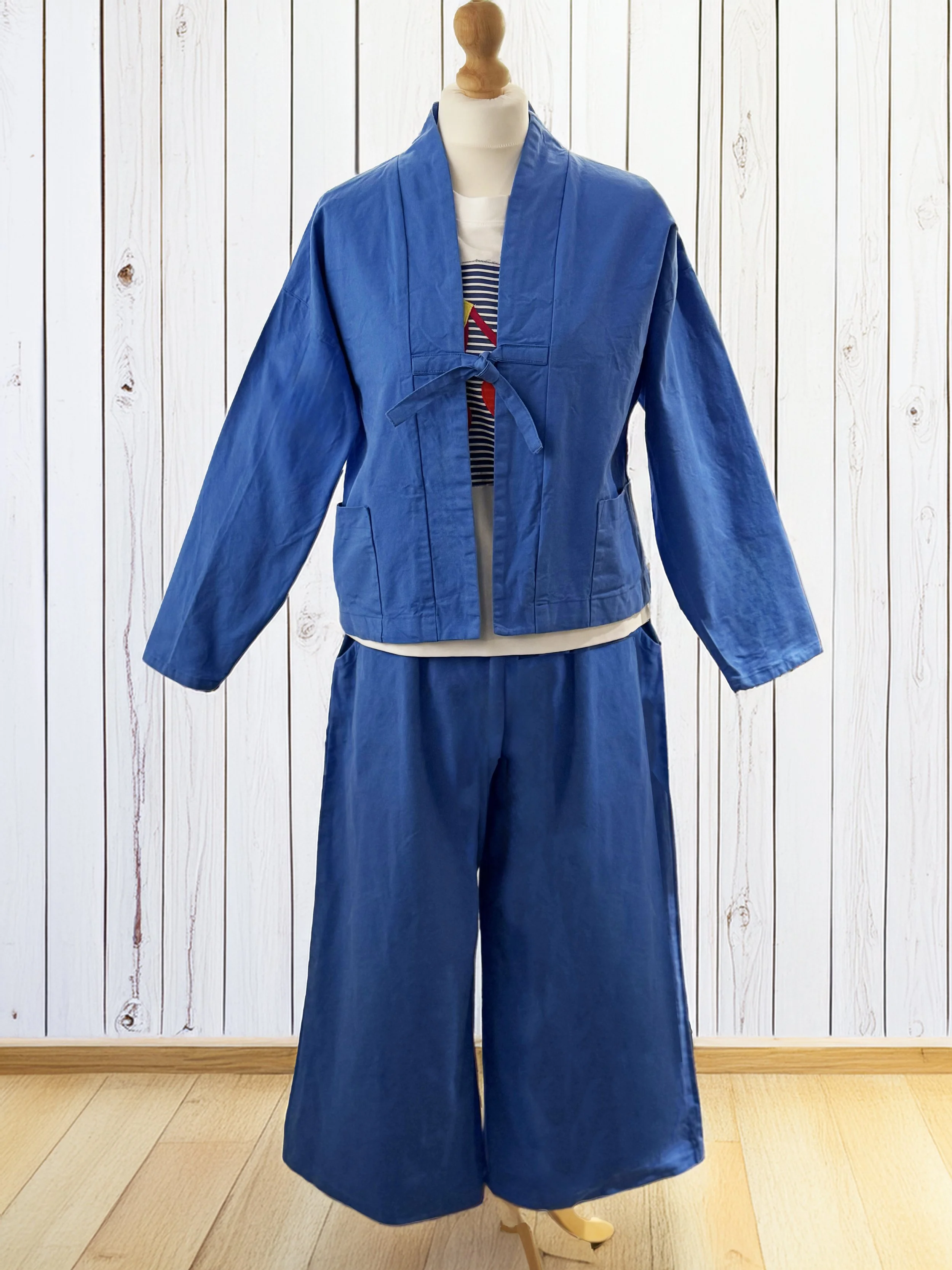 blue set on wall set .jpg