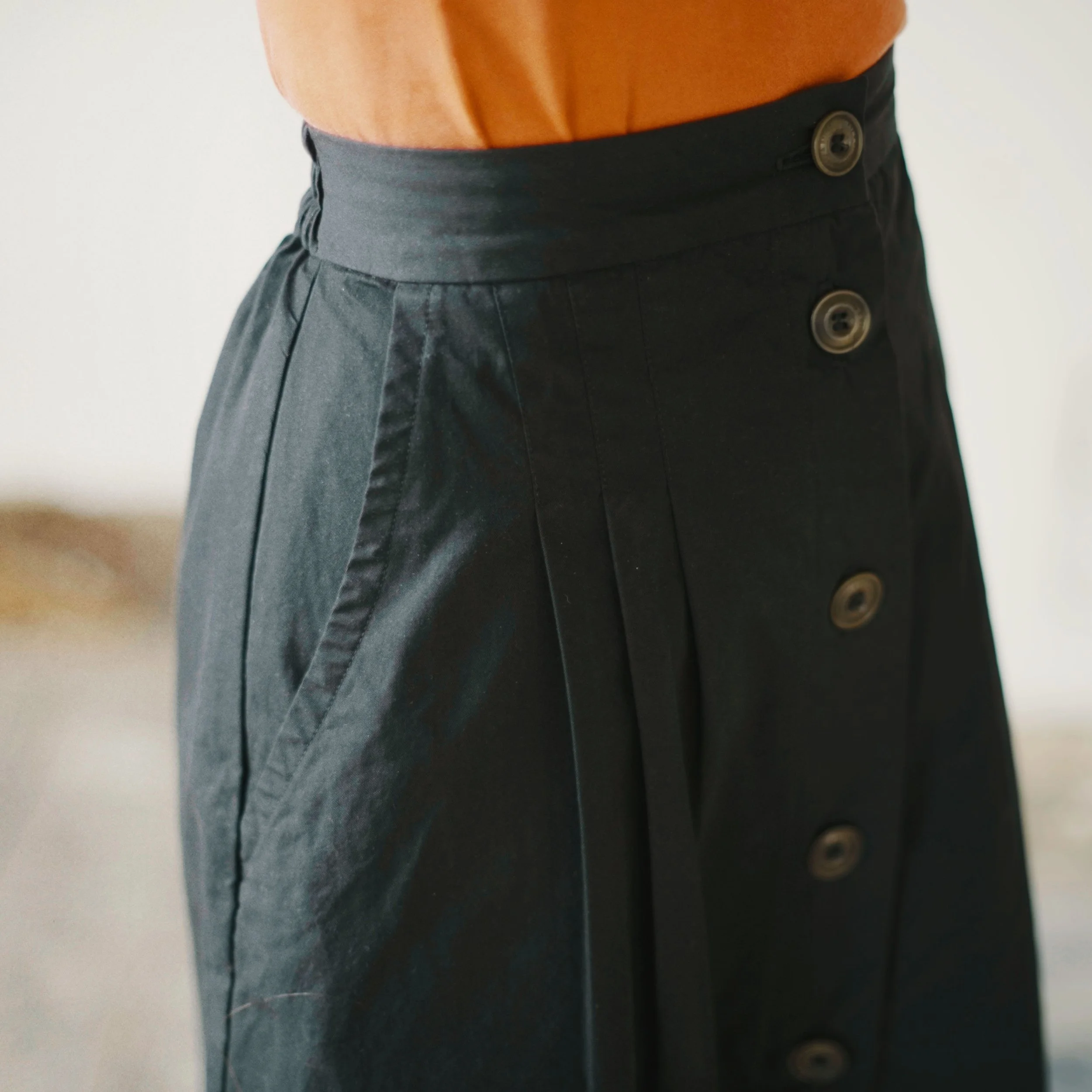 black cotton skirt details 2.jpg