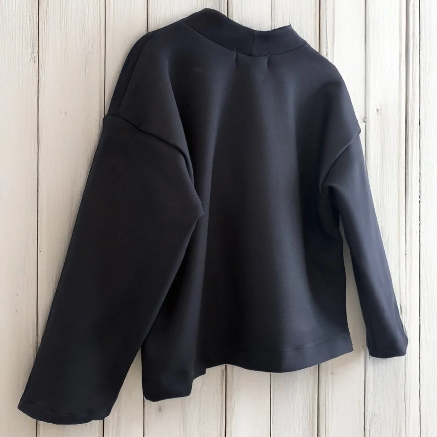 side of navy kimono.jpg