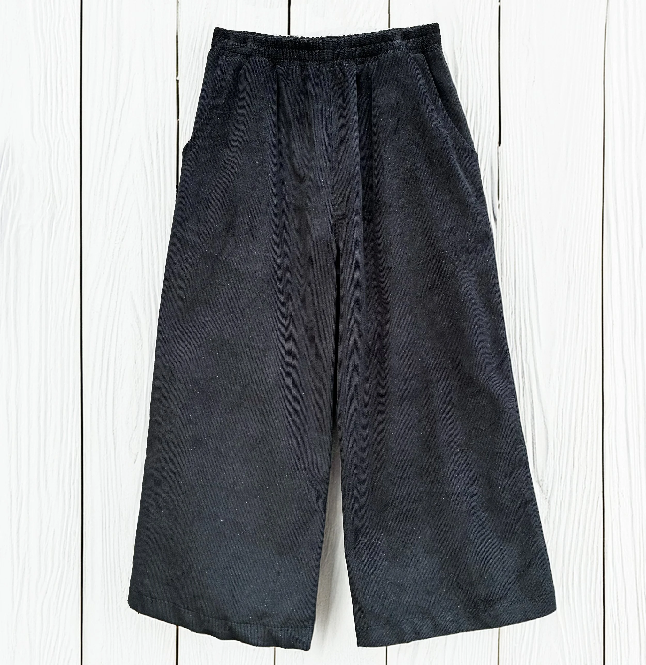front of black culottes.jpg