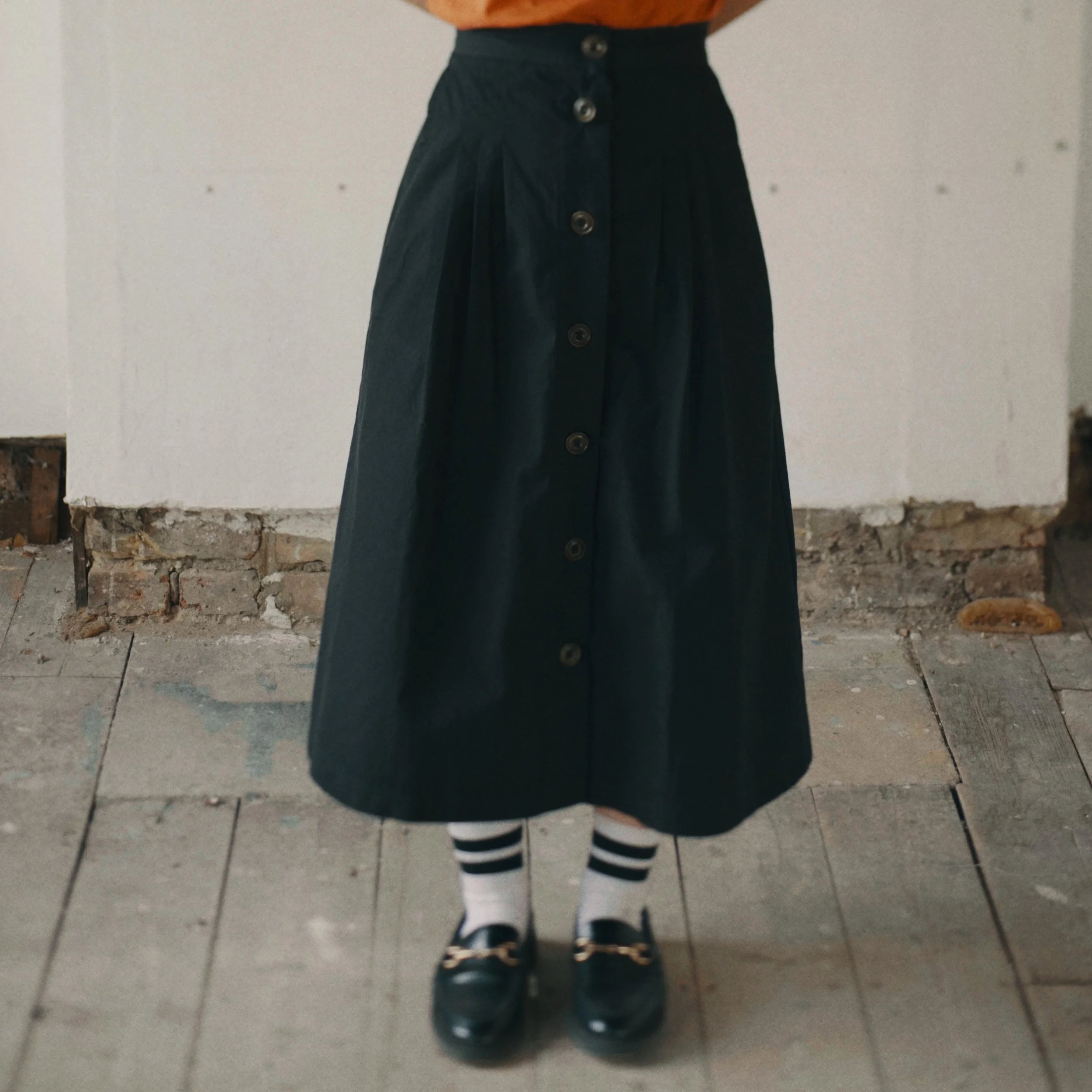 black cotton skirt fron 3.jpg