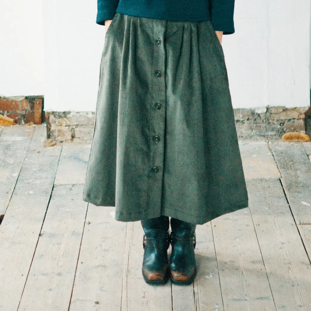 close up olive skirt skirt .jpg