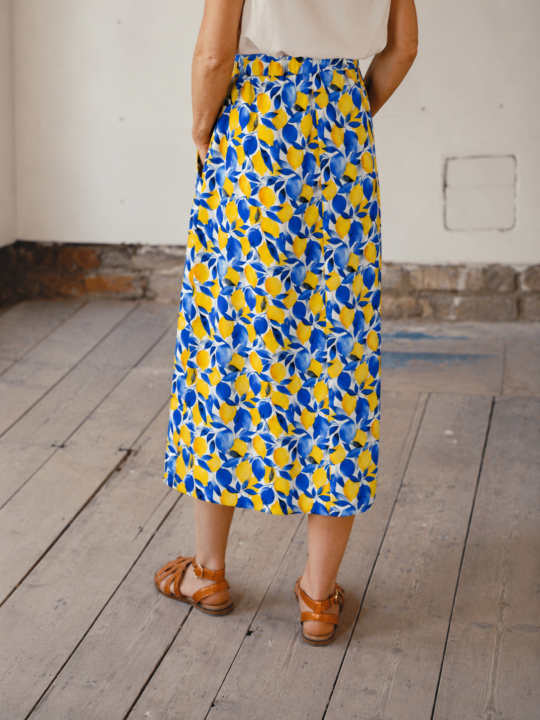 lemon skirt back.png