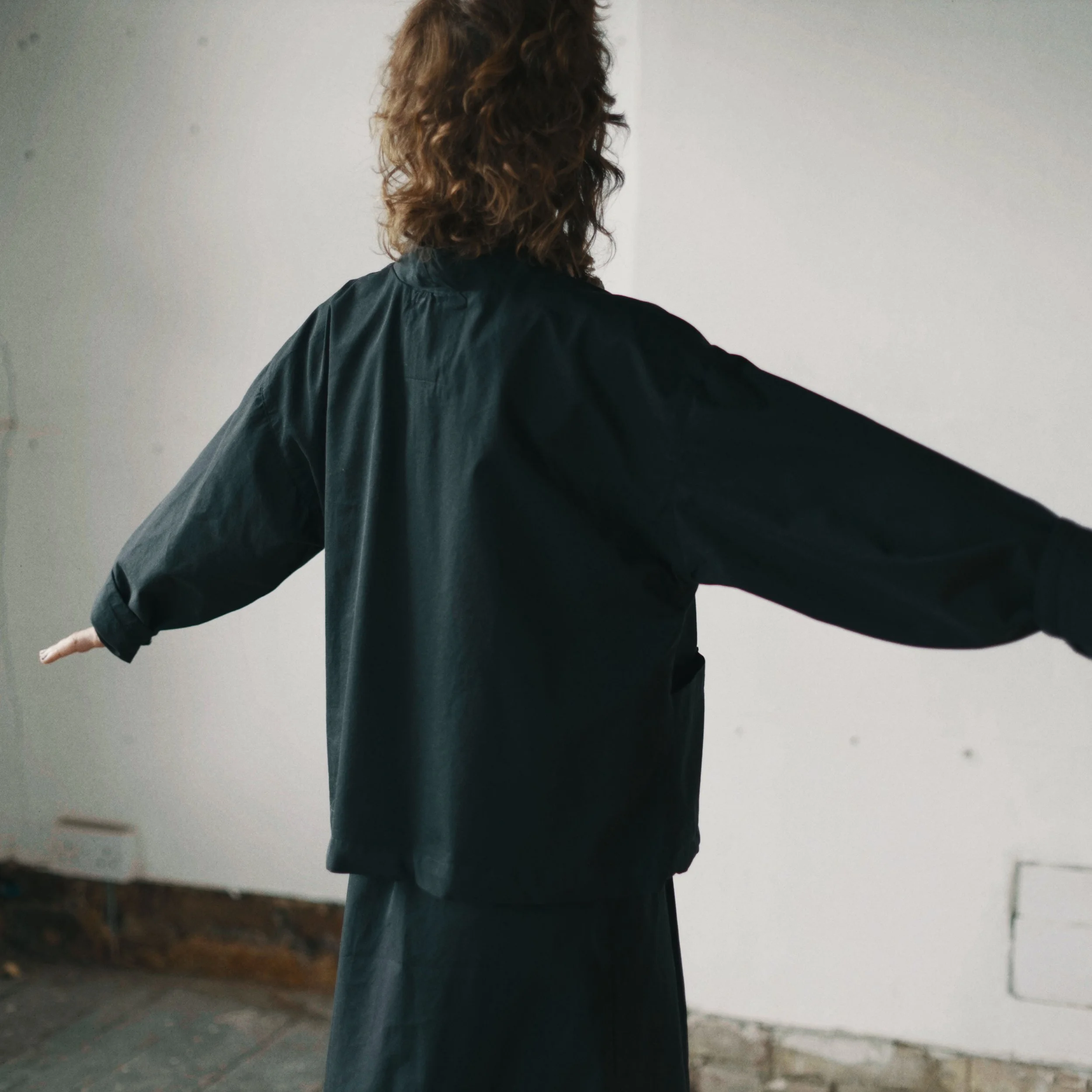 black kimono back.jpg