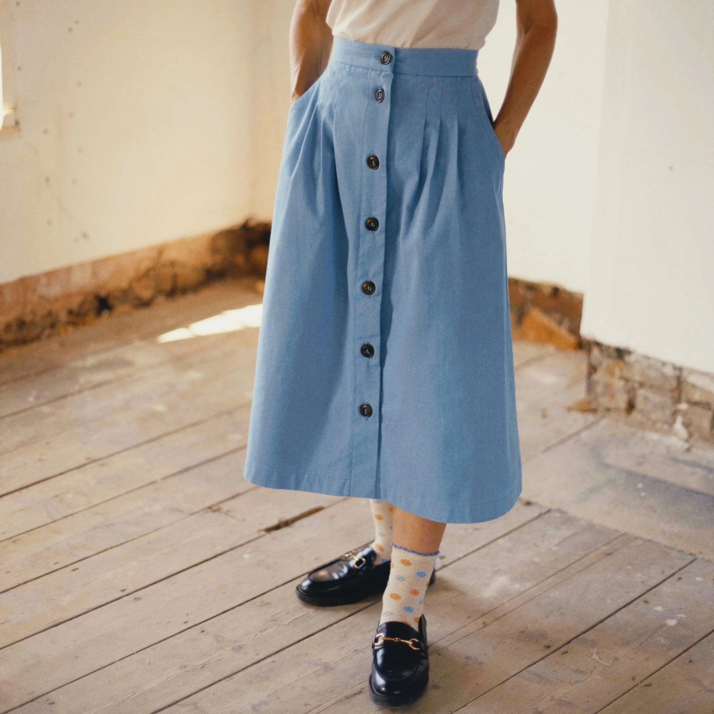 Margot Button Skirt | Sun-washed denim