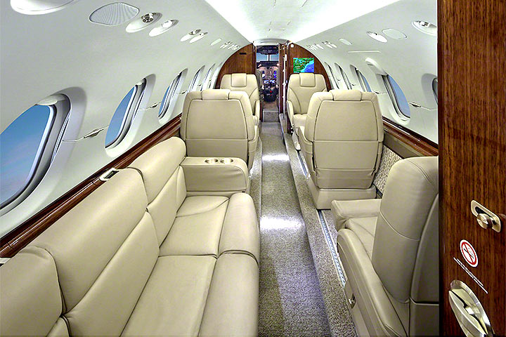 All about the Hawker 400XP 