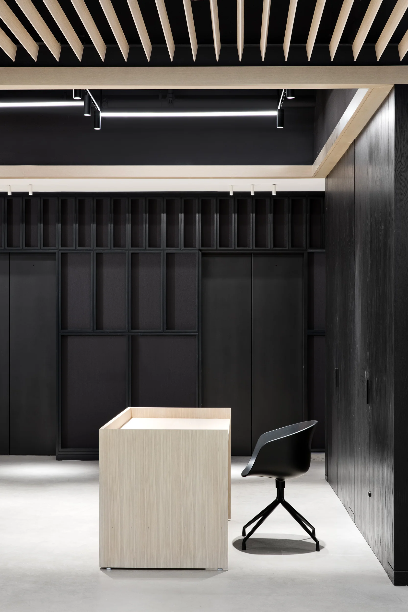 412W15ST_04.jpg