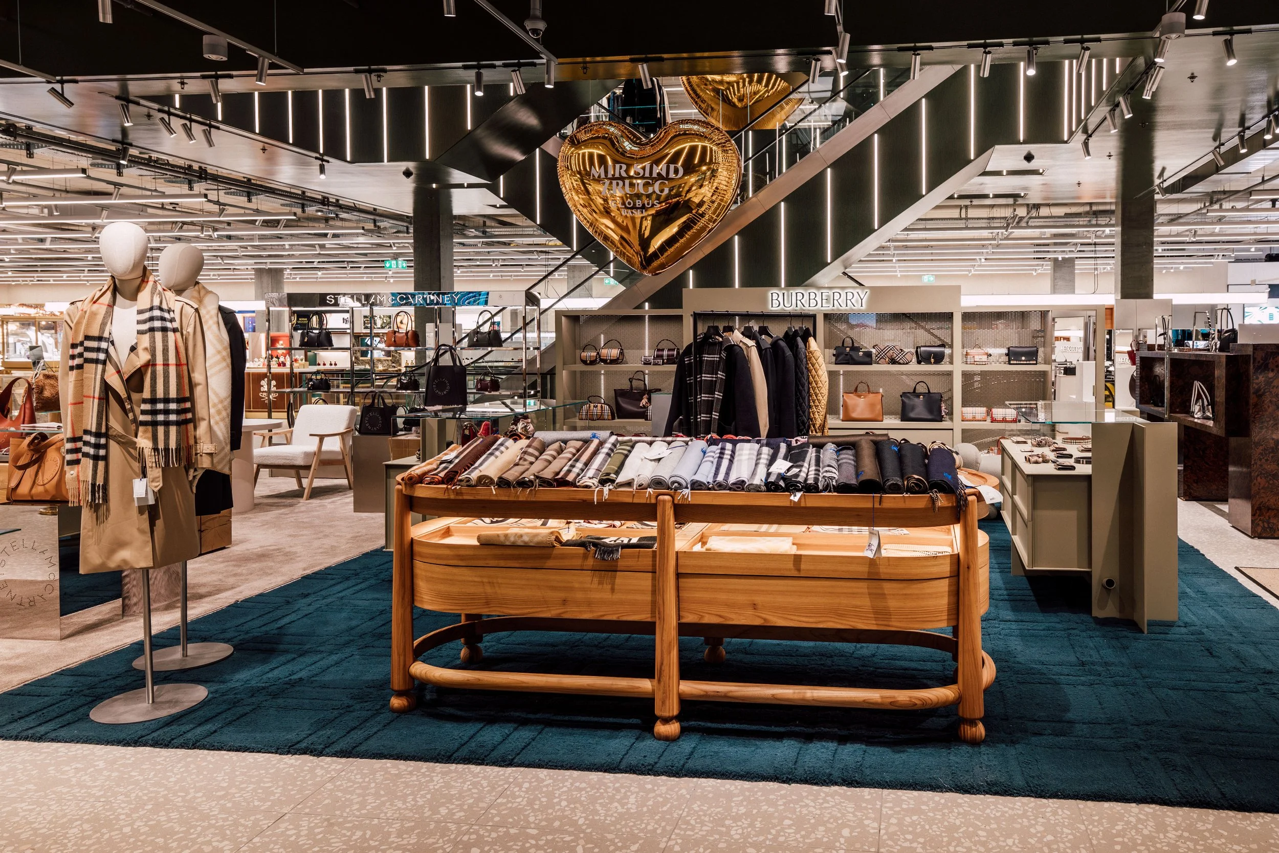 Globus Basel Ground Floor Accessories