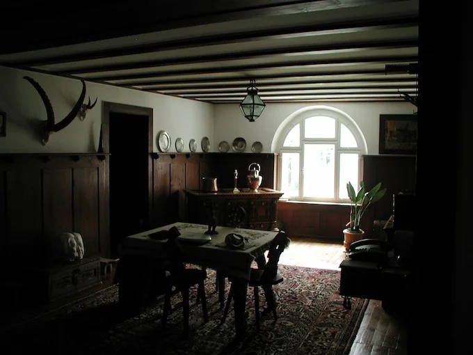 6.5-NV-Dark-Swiss-Interior.jpg