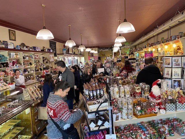 Customers in Nutty - Copy.jpg