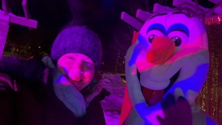 Silverscreen Saturdays!!! On now, at the Cedar Canoe Books Ice Rink until 9pm! 

Frozen (not Elsa, lol) is playing on the outdoor movie screen! 

We have a fire, hot chocolate, and popcorn! 

It&rsquo;s a beautiful night to skate under the canopy of 