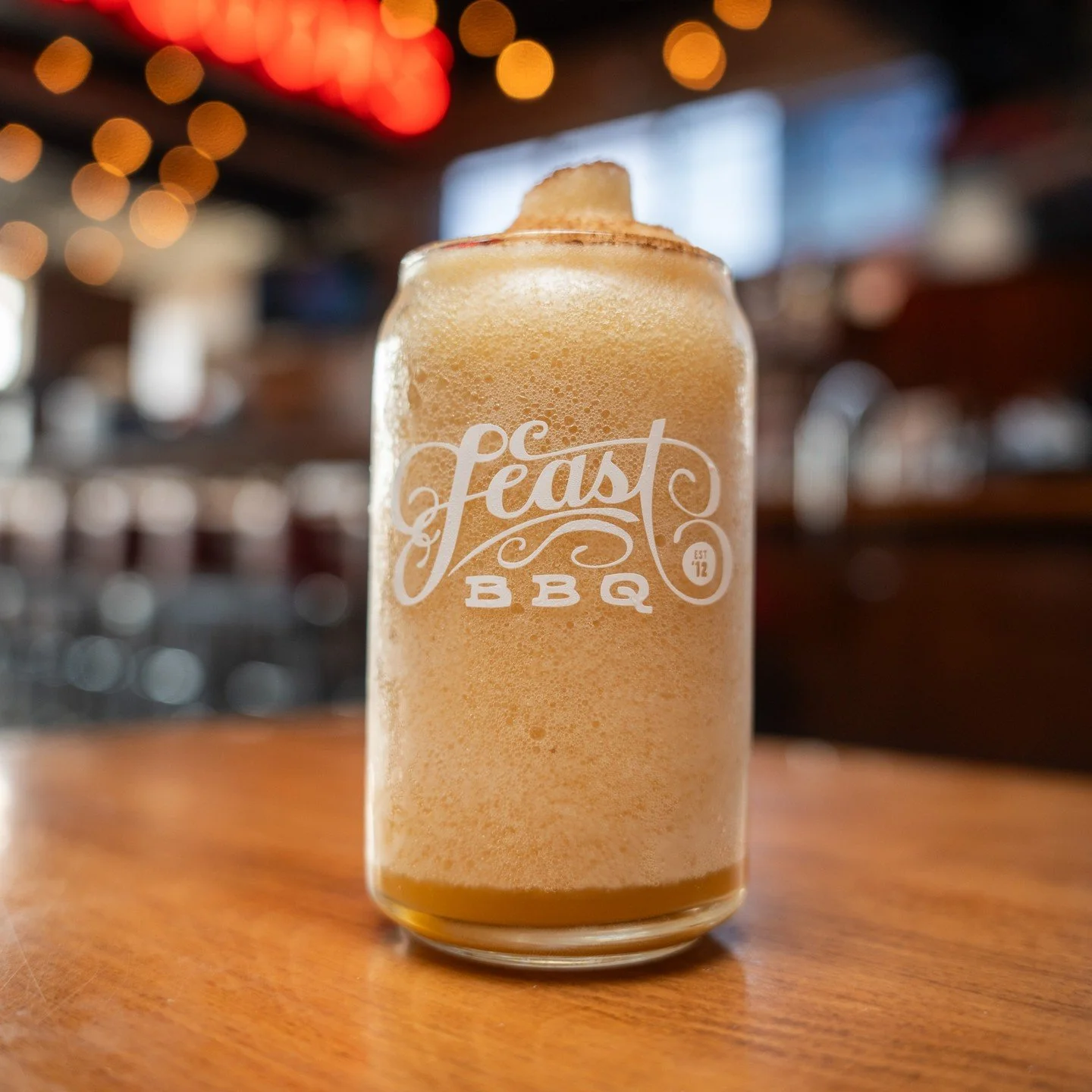 Is it really fall if our Huber's Apple Cider with Bourbon slushy isn't back? 🍎 🥃 Try it for the month of October for a grown-up, cozy vibe that pairs perfectly with your favorite BBQ. #SOTM 
.
.
#slushyofthemonth #slushy #bourbon #pleasedrinkrespon