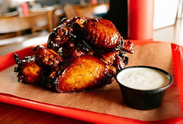 🚨 Introducing $1 Wing Wednesdays for the month of February! 🚨 Every Wednesday, orders of 6 or 12 wings are only $1 a wing. Your midweek plans just got a whole lot better. Dine in only. 

#WingWednesday #louisvillebbq #louisville #bbq