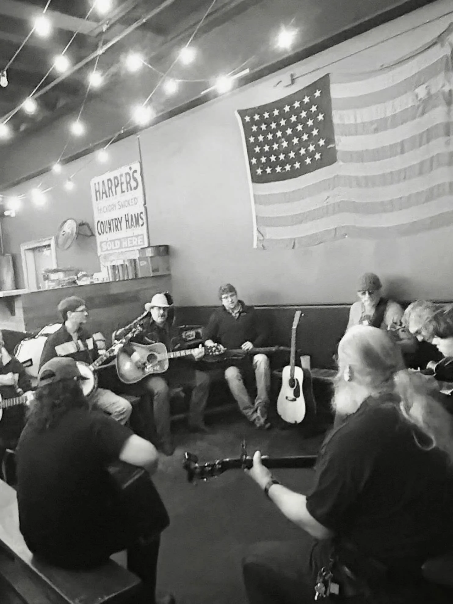 It&rsquo;s a great weekend for music in the Louisville area. But if you want to avoid a big crowd, stop by tonight at 5pm.

Every Sunday from 5:00 PM to 7:00 PM, the Louisville Bluegrass Band plays together. And all musicians are welcome to join the 