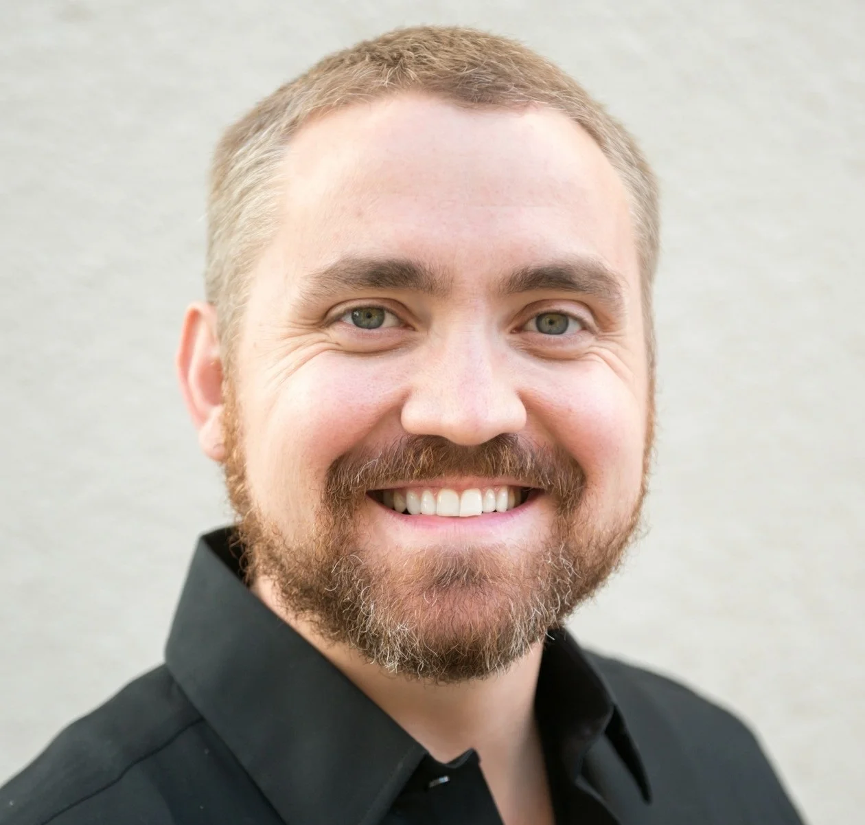 Peter St. John – I.T. Manager Pete is a talented Systems Administrator who has worked for companies in Rochester, NY, Washington D.C., the Bay Area in California and here in Boston. Originally from Massachusetts, Pete attended Clarke School for the Deaf in Northampton and completed his Bachelor’s in I.T. from RIT in Rochester, New York. When he’s not meeting the DPC and MyOmbudsman I.T. support needs, reading fine literature, or getting his beauty rest, Pete competes in extreme races like the 100km Survival Run and Death Races. He reports that there is nothing like hypothermia, blistered feet, and nasty cuts from barbed wire – though his colleagues may beg to differ. Pete also loves to travel, has seen most of Europe and is eager to visit the rest of Europe before visiting Austria and New Zealand. As Pete says, “Life is an adventure!”