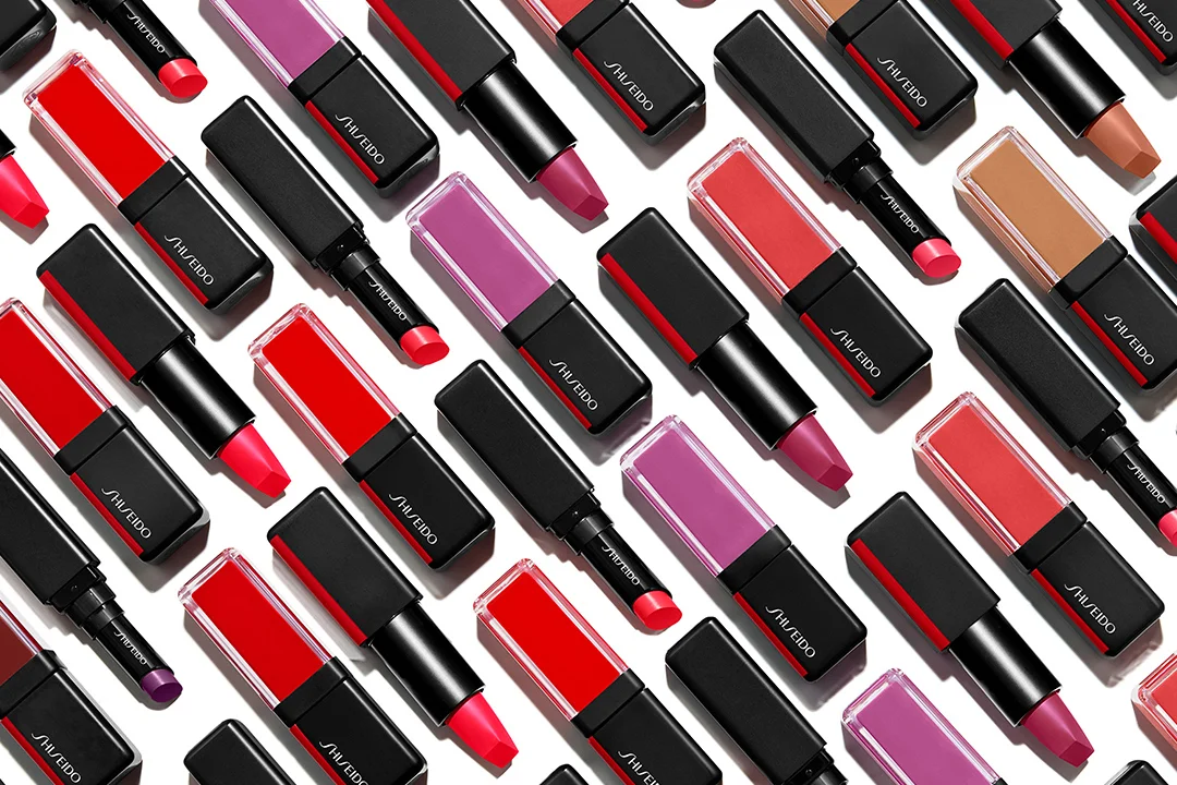 tom-medvedich-still-life-cosmetics-shiseido-Group-Shot-Lips-2x3.jpg