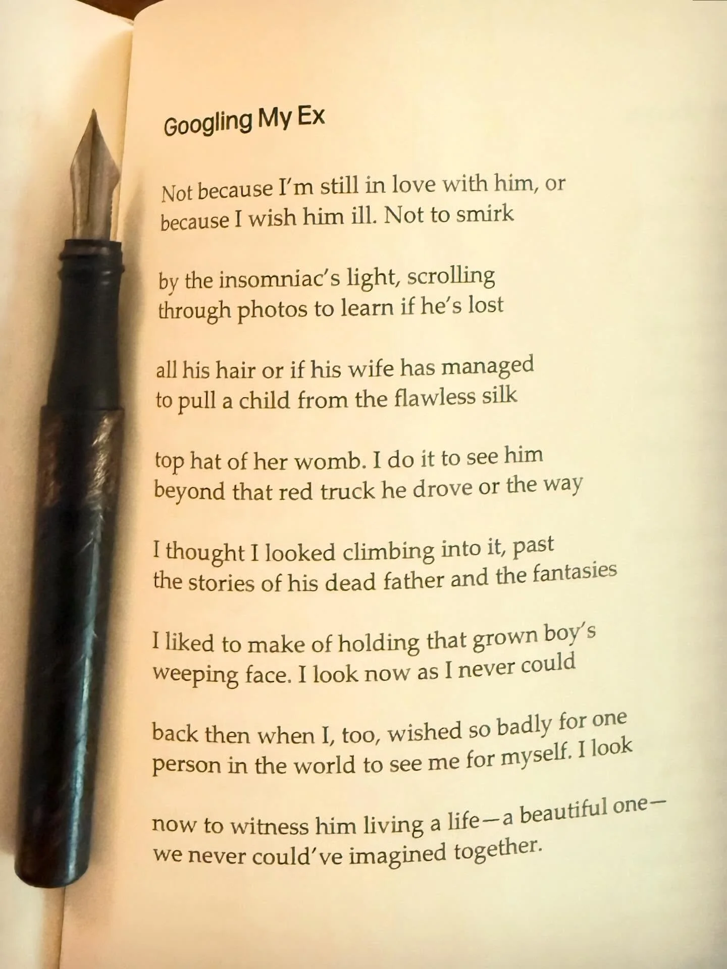 A poem by Keetje Kuipers her book, Lonely Women Make Good Lovers, BOA Editions.

#thewritinglife #poetry #poemoftheday #fountainpen #cigaraficionado #poetryislove #boaeditions  #modernpoetry #longlivepoetry #instapoetry #Keetjekuipers #instapoet #poe