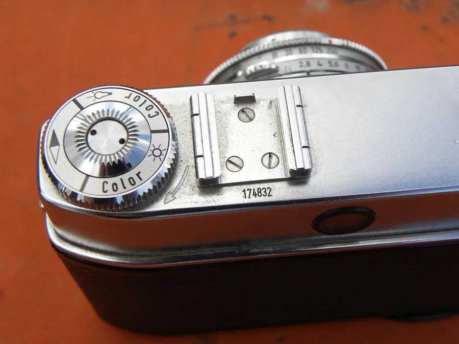Old_Retinette_Camera_top_view_by_kittymccourt.jpg