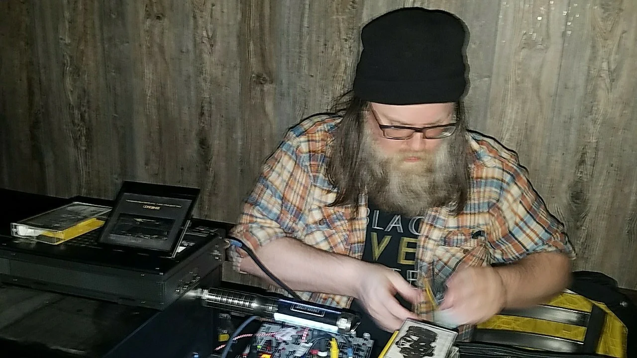 27982751_1894366573967657_356508970797358397_o.jpg