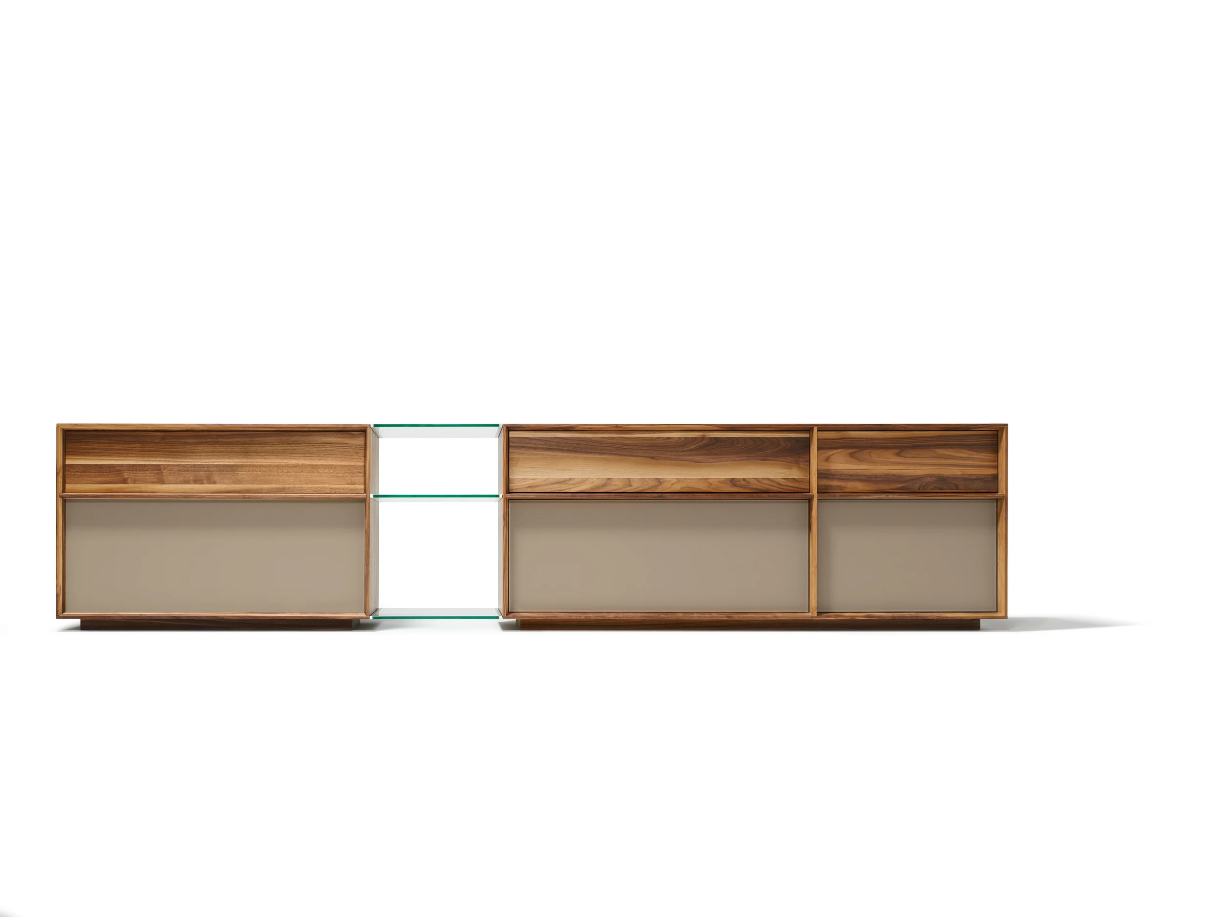 LUX living room Designed in accordance with the rules of the Golden Section, the lux range revolves around ten basic formats. Doubled, mirrored or in combination, they create a system of 156 exciting elements. Every single basic format can be adapted to meet individual needs as regards material, colour and opening function. Whether as a solitary item, open shelf unit or wall unit, lux always creates a natural and harmonious overall picture in keeping with the "natural laws of aesthetics" as the design principle linking all its facets. Text/Photos/Producer: TEAM 7 Design: Jacob Strobel 2011