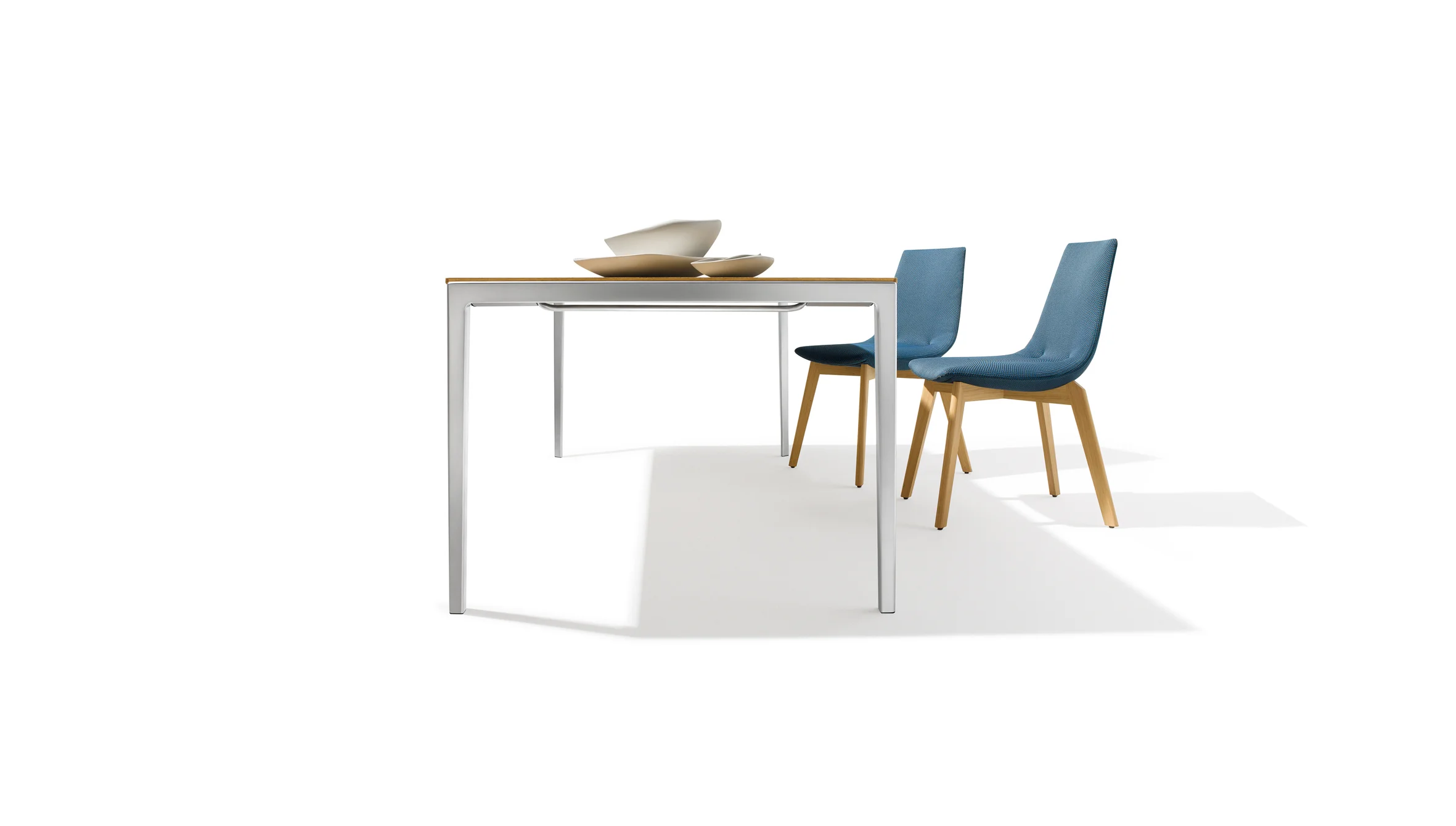 TAK table Photos/Producer: TEAM 7 Design: Jacob Strobel 2016