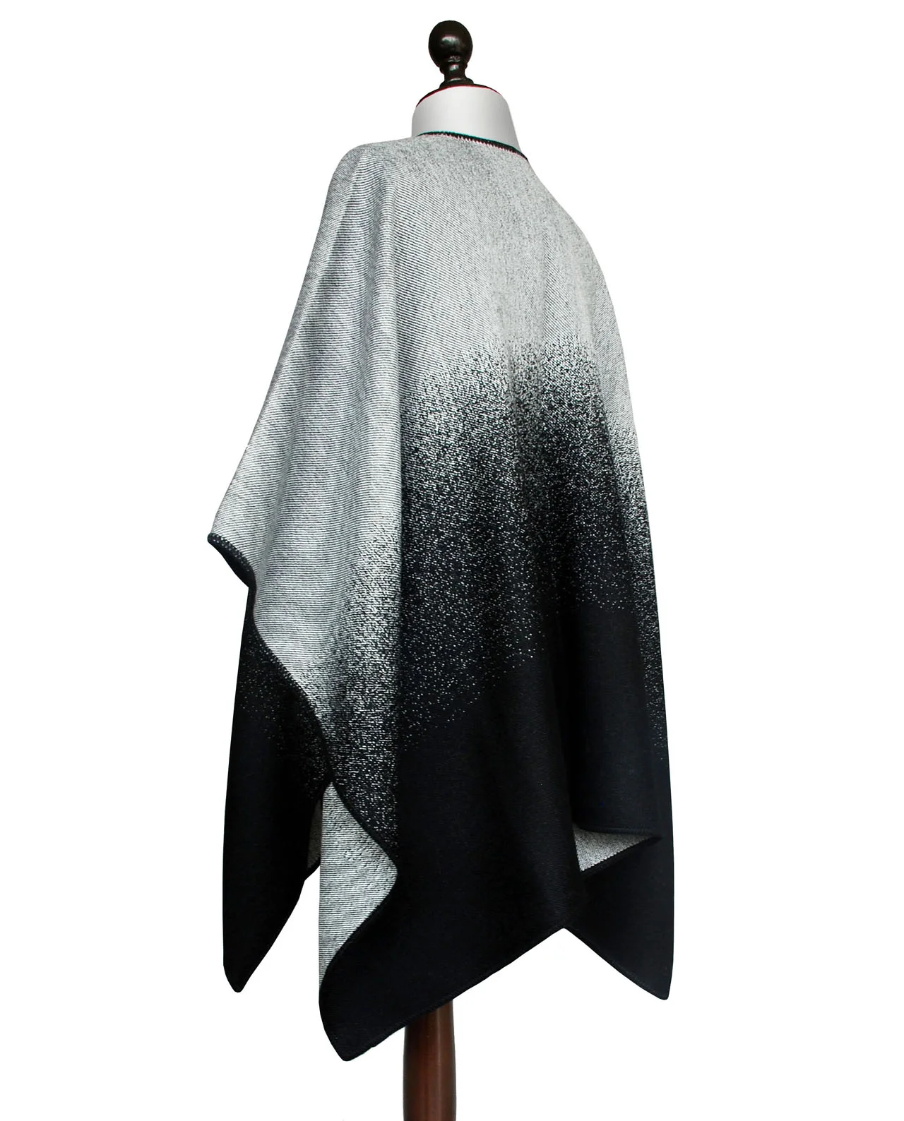 wraps_gradient_whiteandblack_back.jpg