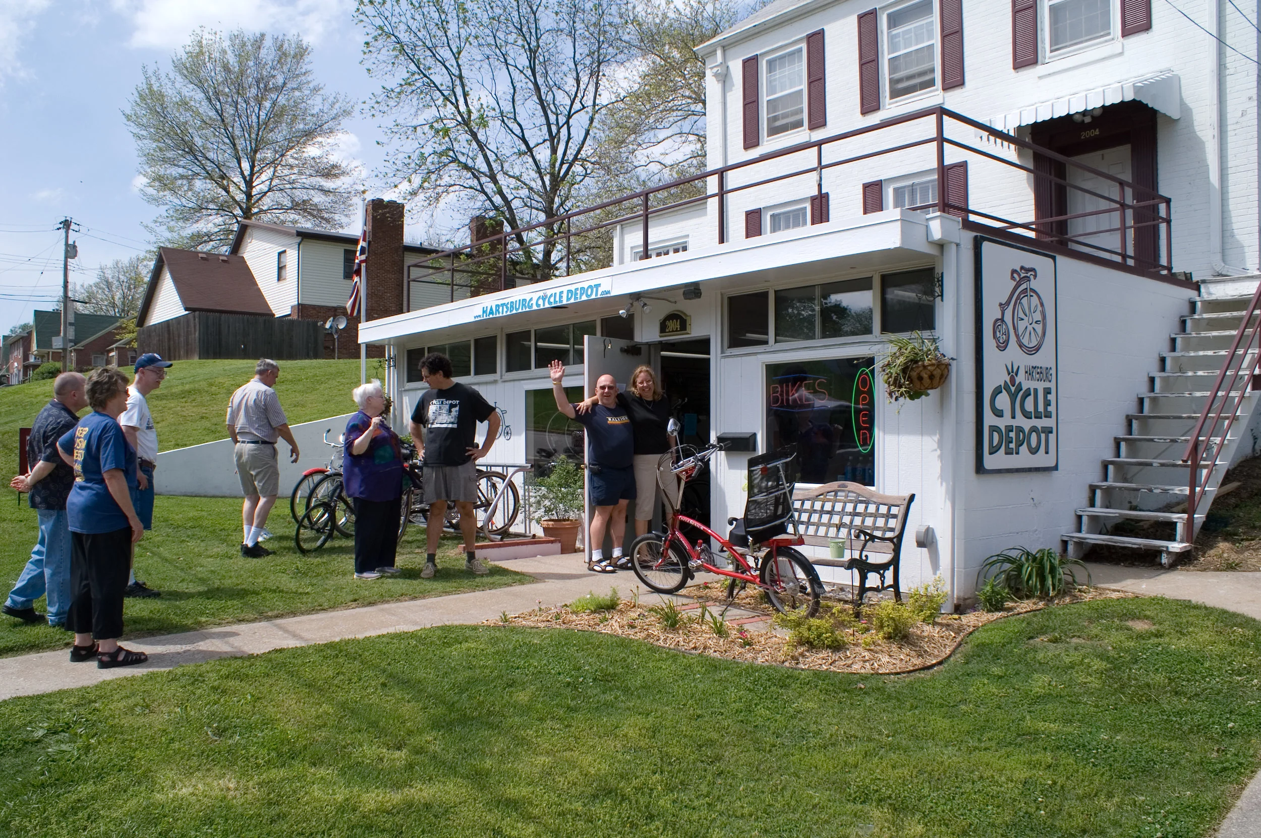CD RibbonCutting-31.jpg