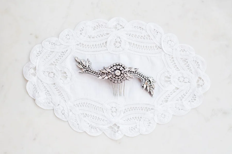white opal beatrice comb