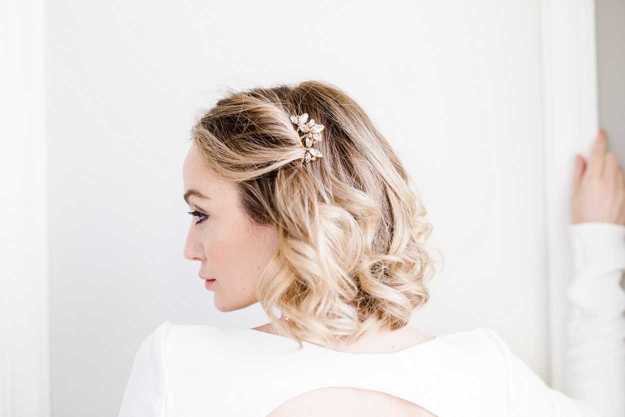 golden delicate bridal hairpin
