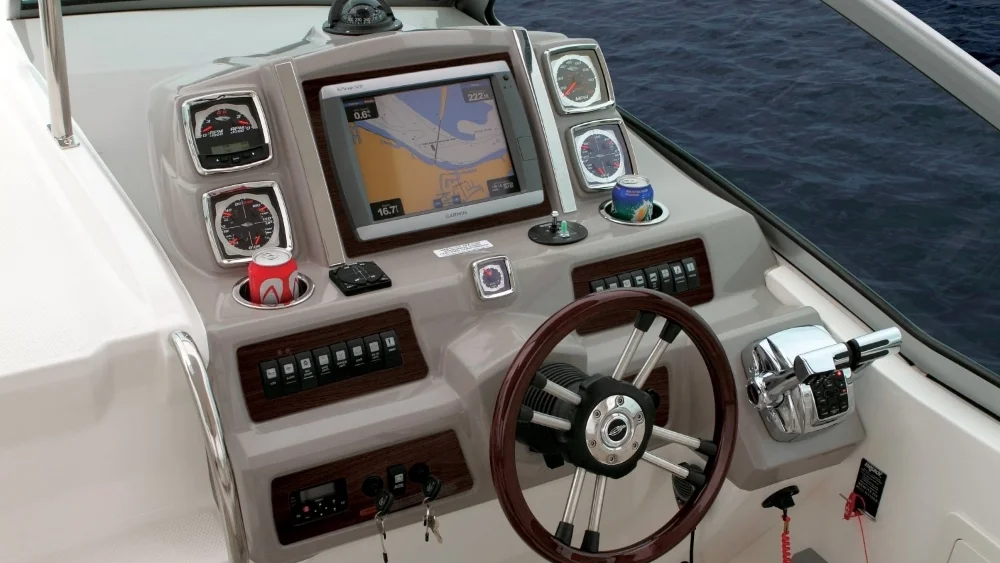 SIG-330-Helm-14.jpg