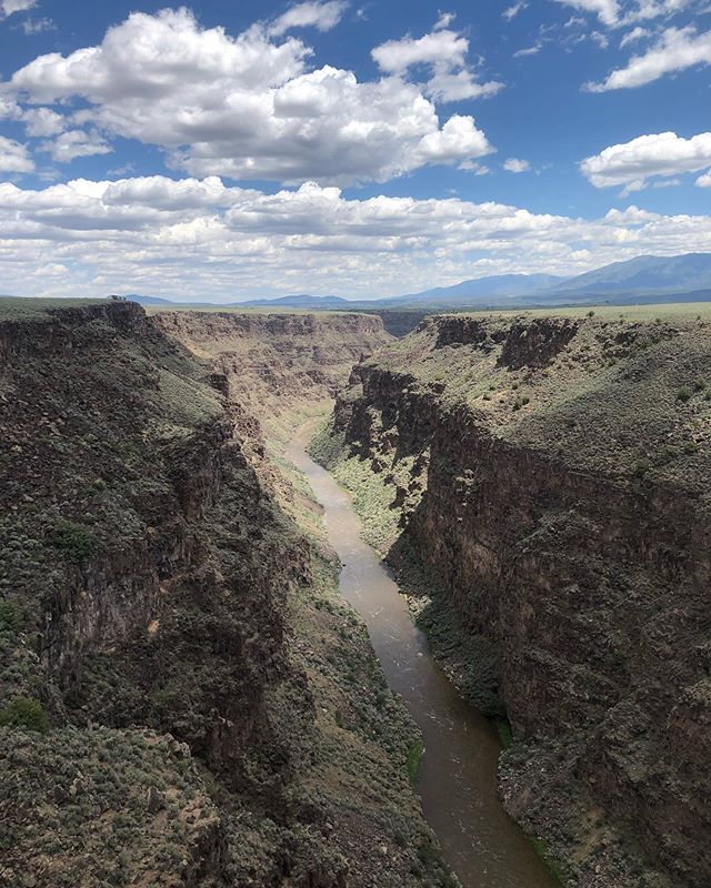 No still life this week as I&rsquo;m in New Mexico for @mariaalexisssss and @aqauerbach beautiful wedding. Most of my shots are on film so I&rsquo;ll be posting more in 6-8 weeks, but in the meantime I cheated and caught this view on the iPhone.

#ne