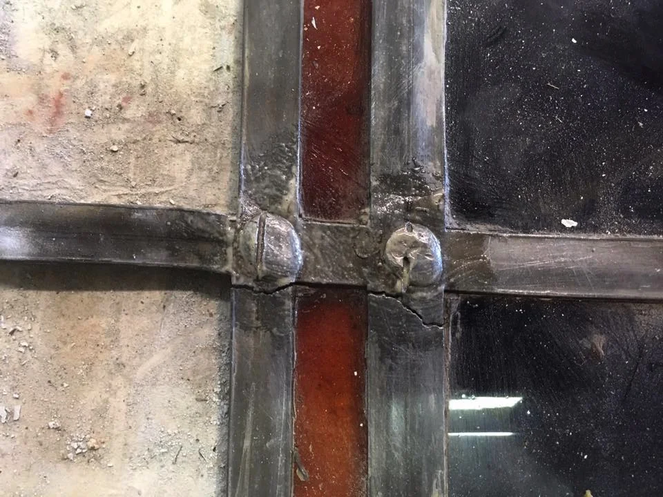 Old oxidized joints