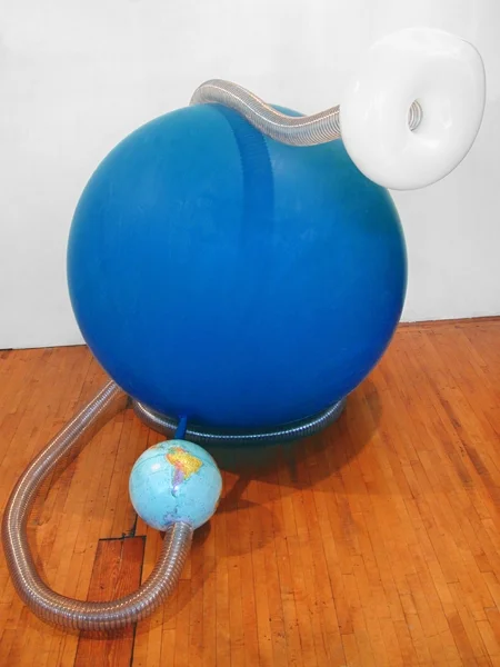 Too Tootrue, 2006