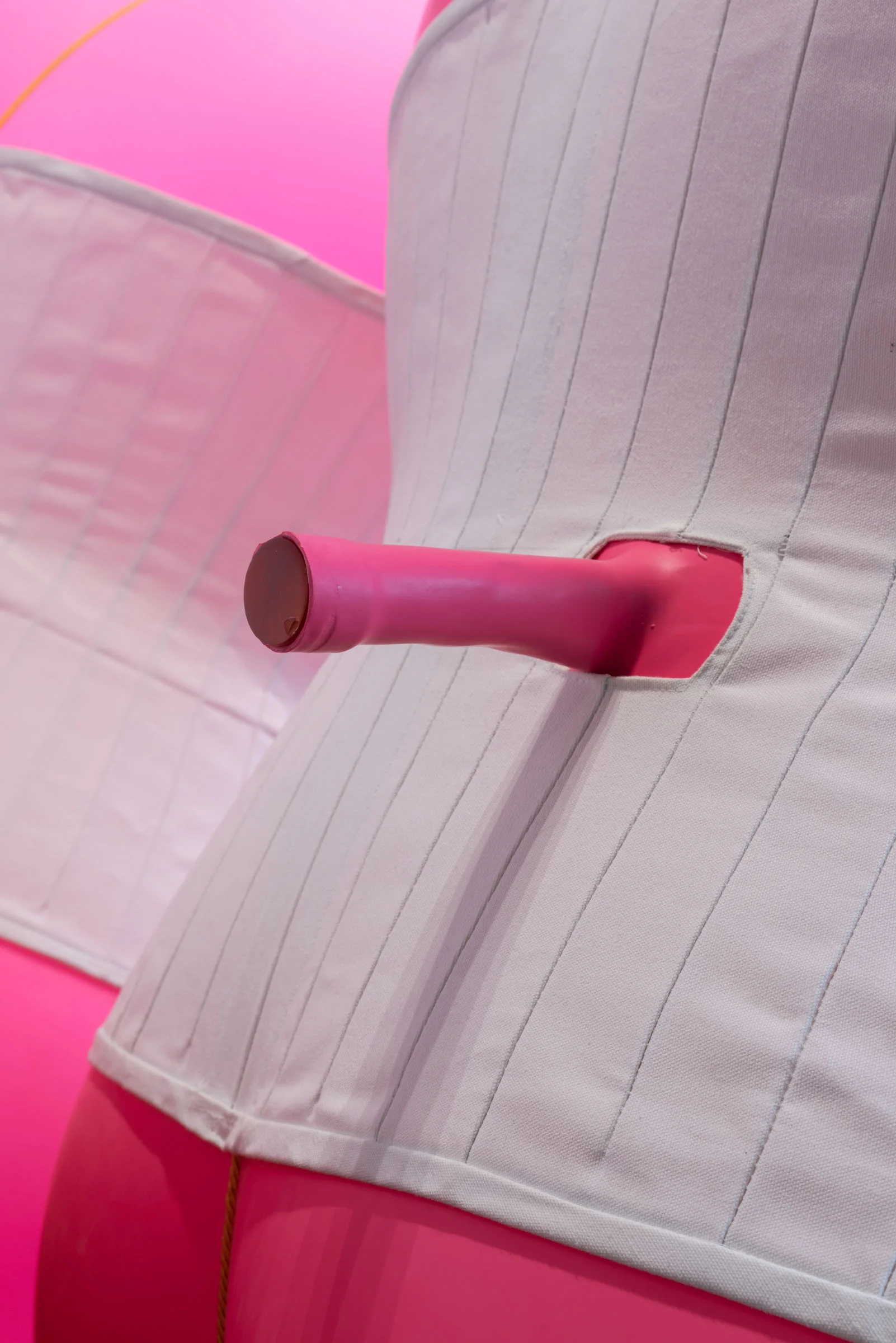 Lulu, 1 of 3, Detail, 1999, photo credit studiolhooq