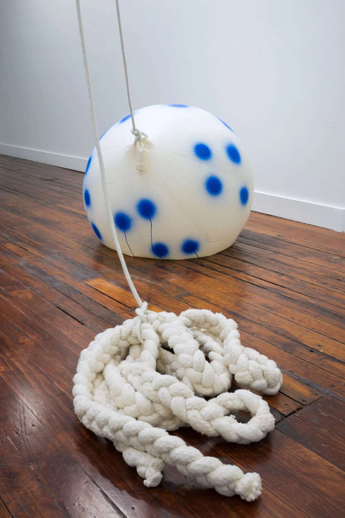 Fallen Clouds, 1 0f 3, Installation view, 1997-2016, photo credit studiolhooq