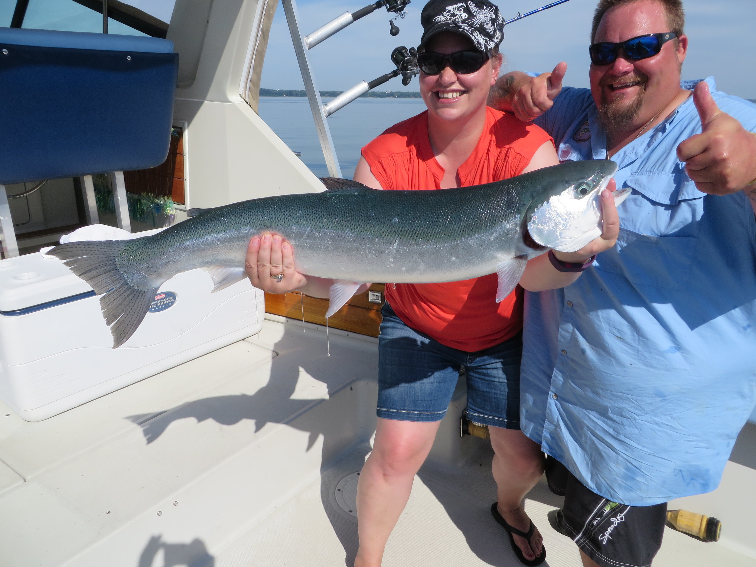 UnrulyCharterFishing_LakeMichiganSalmonFishing.32.JPG