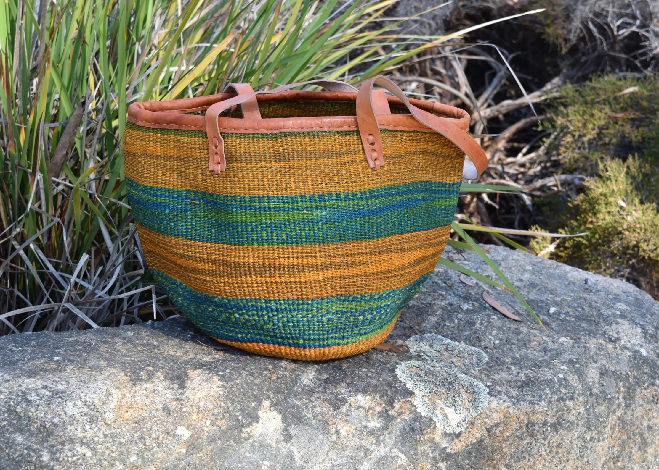 Brown Zahari Tote 2 - Full Size_00001.jpg