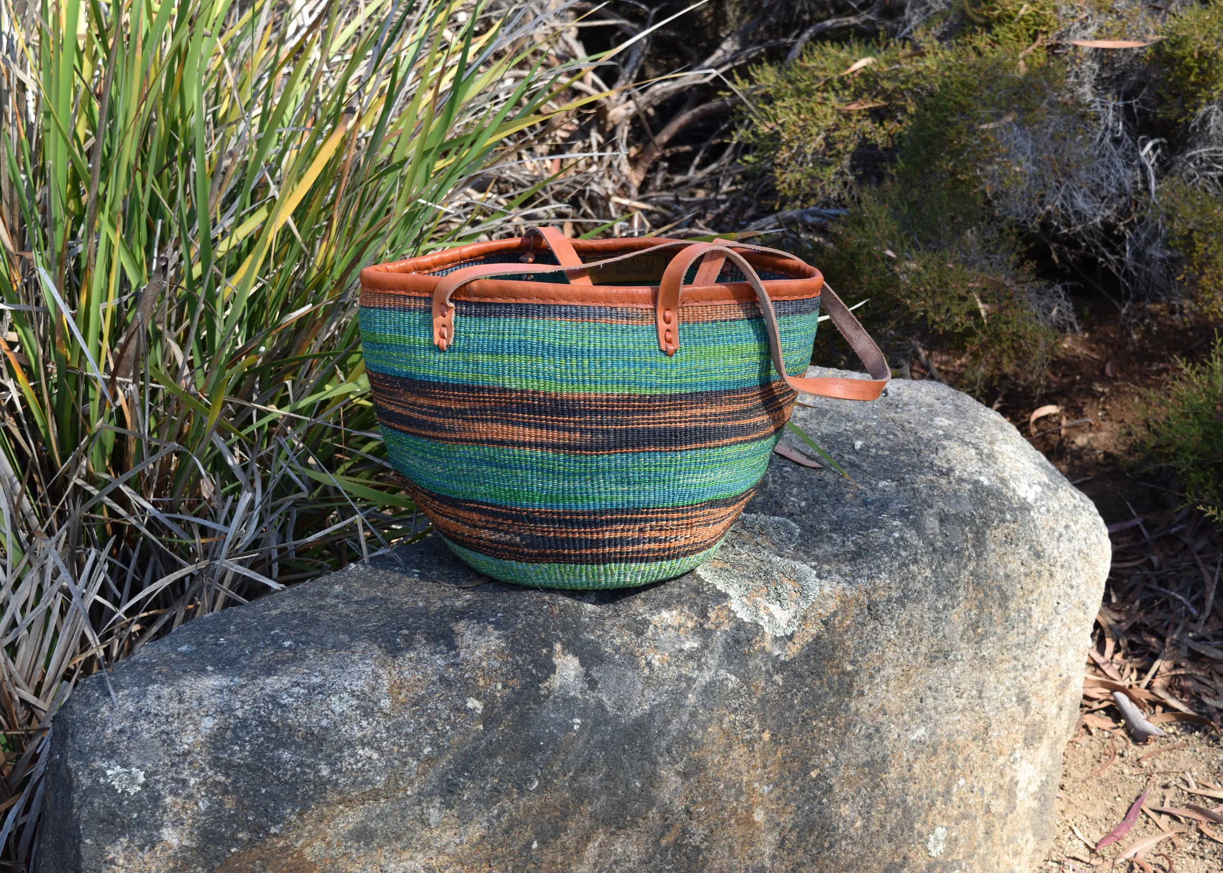 Turquoise & Orange Zahari Tote 1 - 7x5_00001.jpg