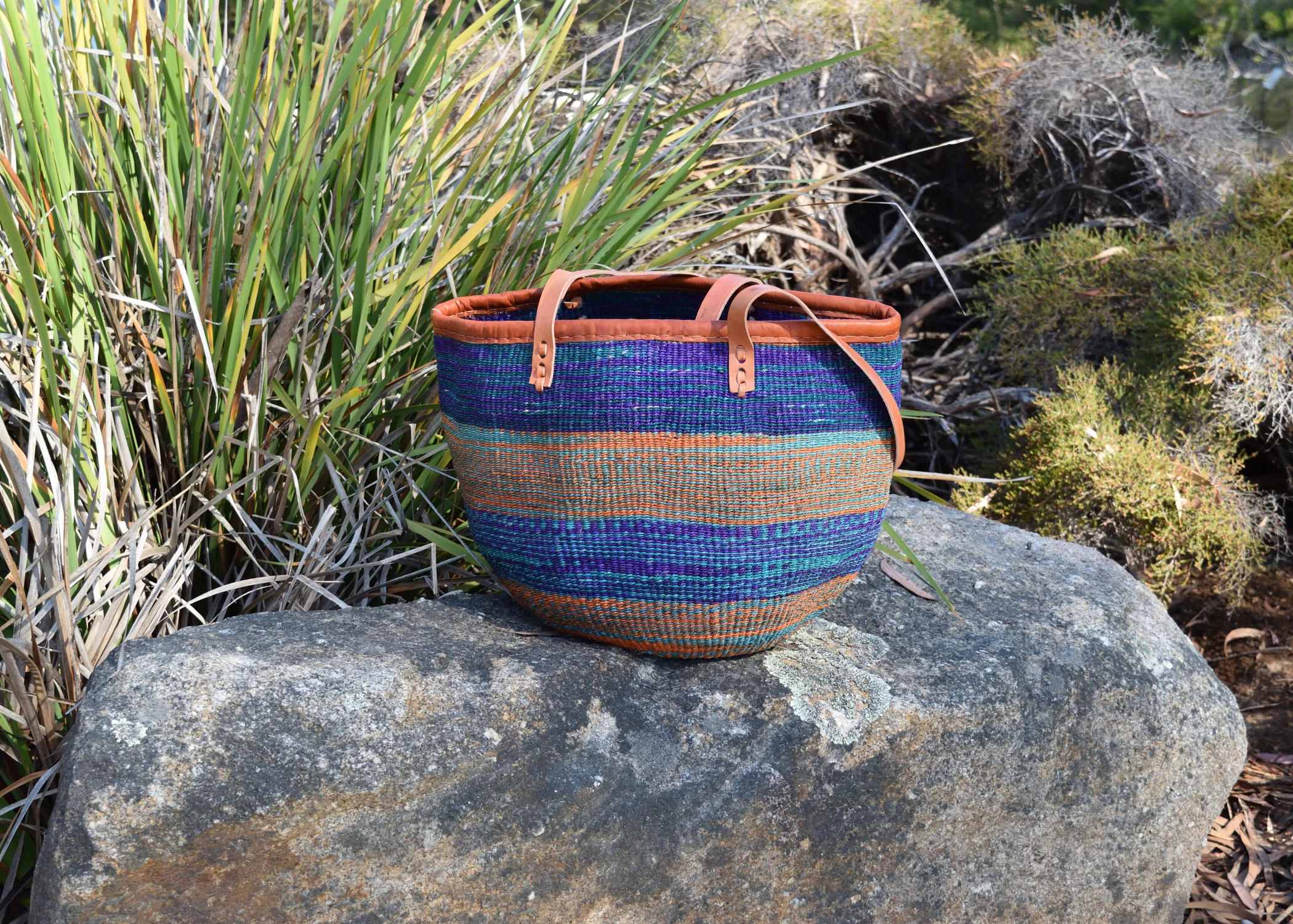 Purple Zahari Tote 1 - 7x5_00001.jpg