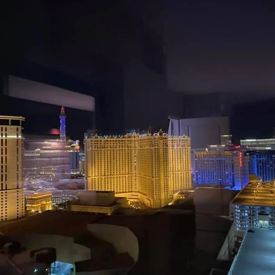 I love my city of lights go check out Chris Cash movies and music #MoviesInMusic