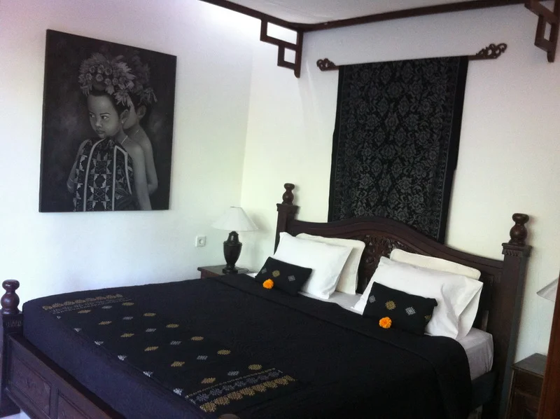 Bedroom 2.JPG