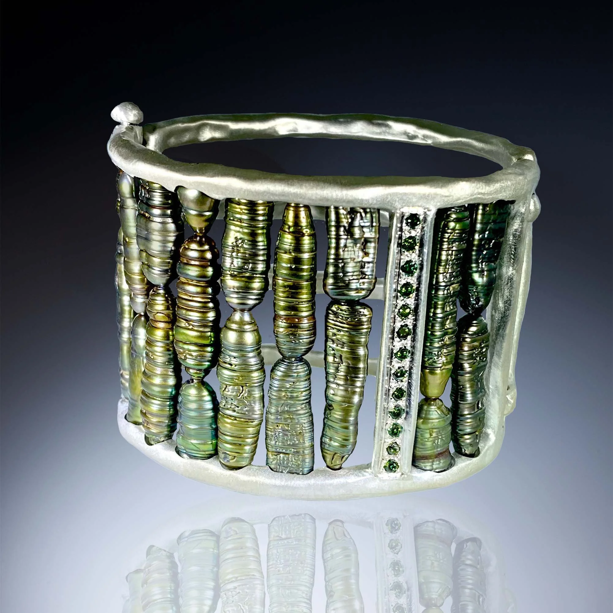 Green Pearl cuff web image.jpg